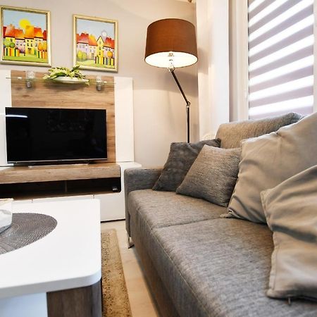 شقة Apartament Dworcowa كولوبرزيغ المظهر الخارجي الصورة