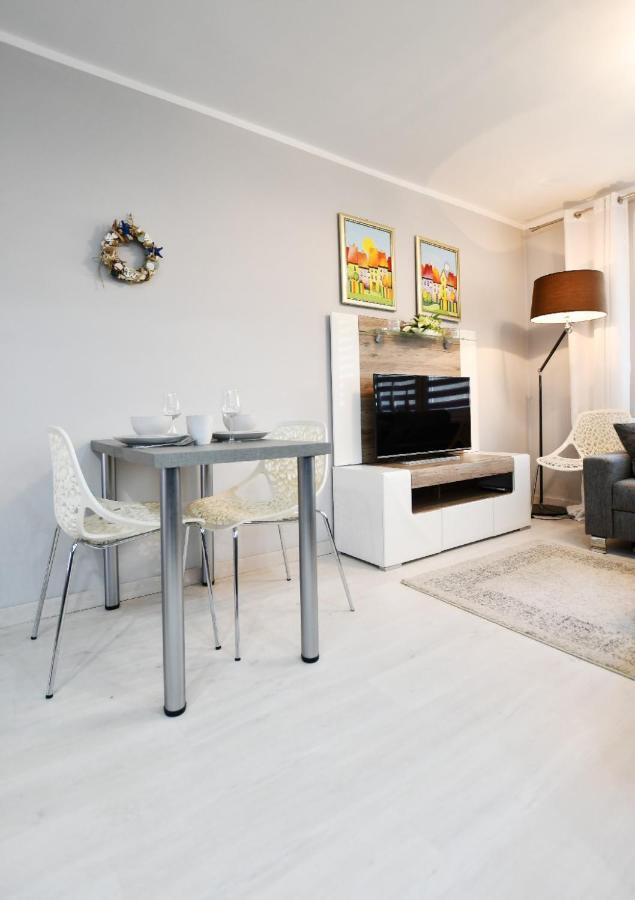 شقة Apartament Dworcowa كولوبرزيغ المظهر الخارجي الصورة
